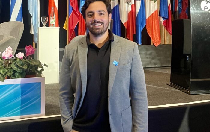 s Basantes en asamblea regional World Physiotherapy